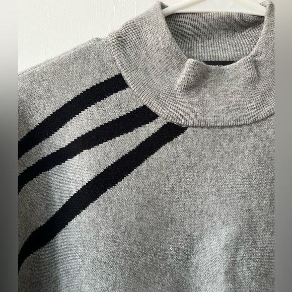 NWT Alfani Women’s Sweater, Medium Petite - Picture 4 of 5